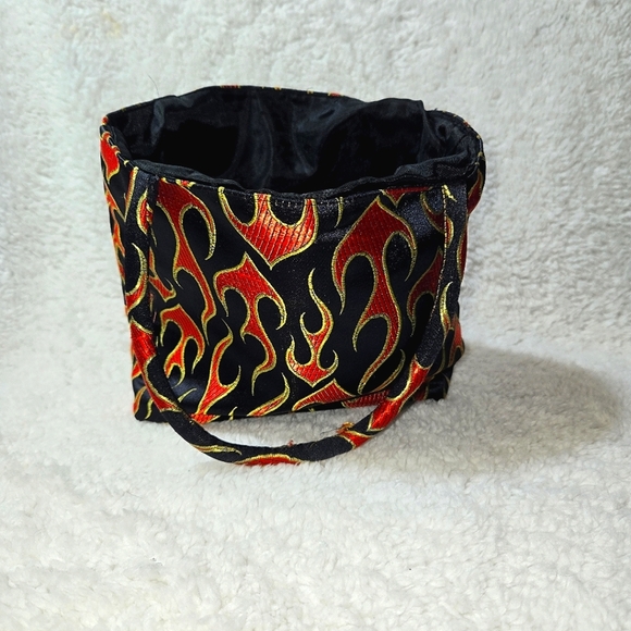 Cute Mini Bag w/ Black Red Gold Flames on Silk Brocade w/ Asian Symbol & snaps - Picture 5 of 11